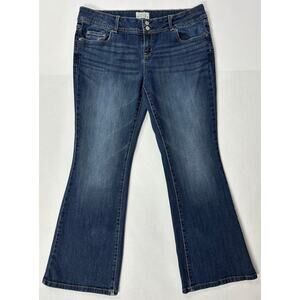 Aeropostale Size 14 Short 34x30 Hailey Flare Medium Wash Blue Jeans Mid-Rise